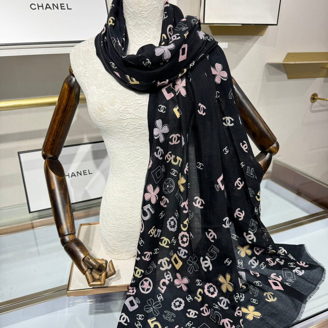 CHANEL 25S SCARF 200 IN CASHMERE 706597
