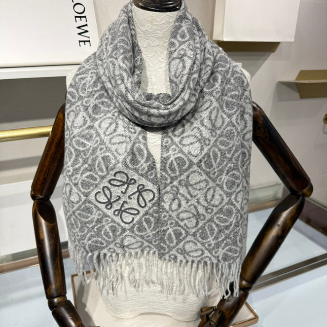 LOEWE 25S SCARF 180 IN CASHMERE WOOL 706574