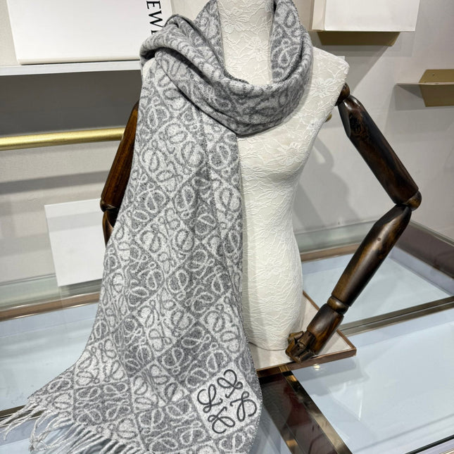 LOEWE 25S SCARF 180 IN CASHMERE WOOL 706574