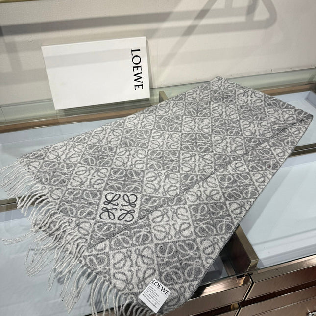 LOEWE 25S SCARF 180 IN CASHMERE WOOL 706574