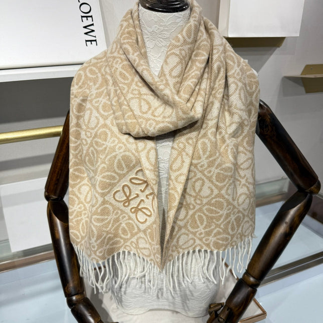 LOEWE 25S SCARF 180 IN CASHMERE WOOL 706575