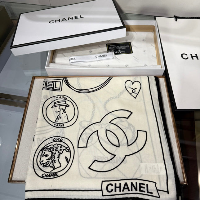 CHANEL 25S SCARF 140 IN SILK 732180