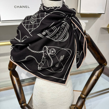 CHANEL 25S SCARF 140 IN SILK 732181