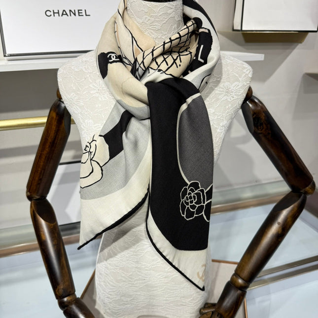 CHANEL 25S SCARF 140 IN SILK 732159