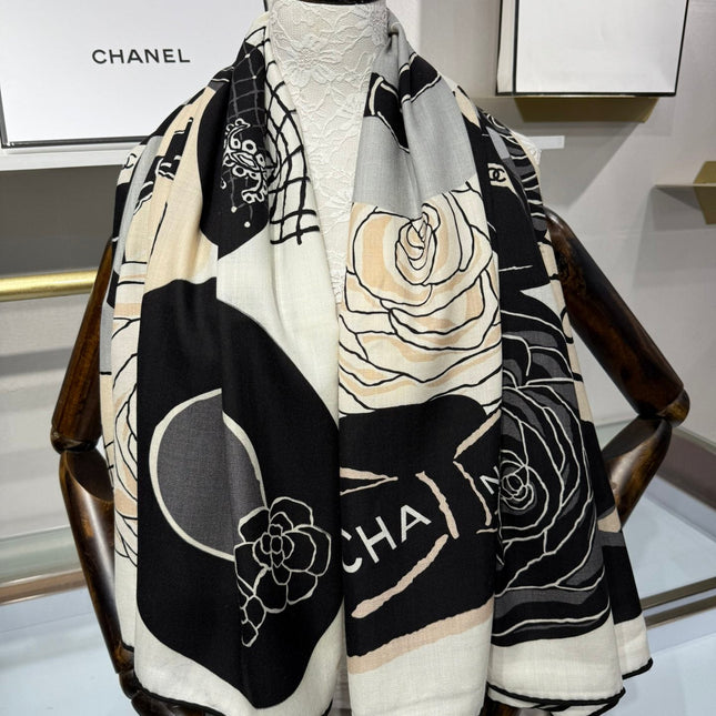 CHANEL 25S SCARF 140 IN SILK 732159