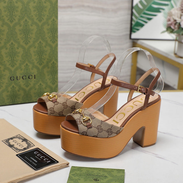 GG HORSEBIT WEDGE SANDAL IN BROWN MONOGRAM JACQUARD FABRIC AND SHEEPSKIN LINING