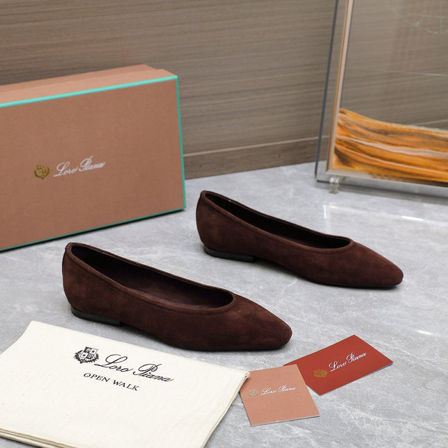 CLASSIC BALLET SHOES IN BROWN SUEDE