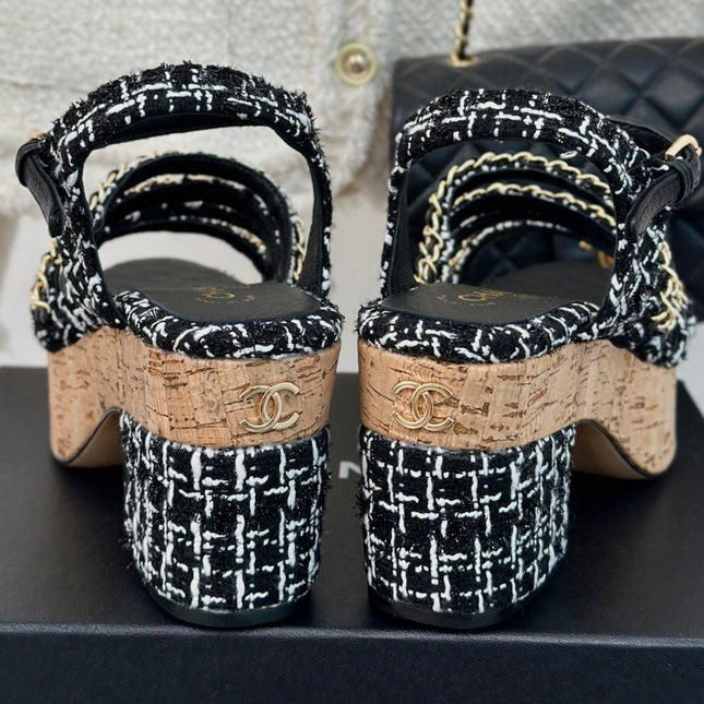 Double C Wooden Chain Platform Block Heel Sandals White Caro/ Black