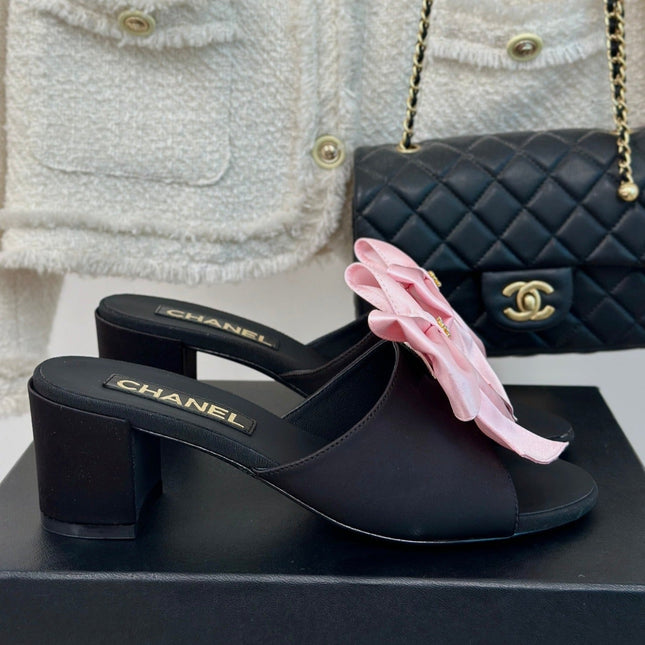 Double CC Big Bow High Heels Sheepskin Light Pink / Black
