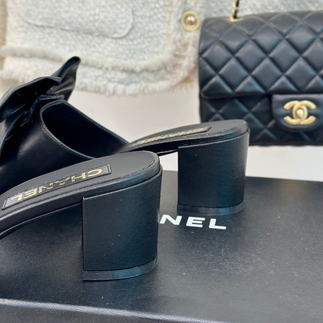 Double CC Big Bow High Heels Sheepskin Black