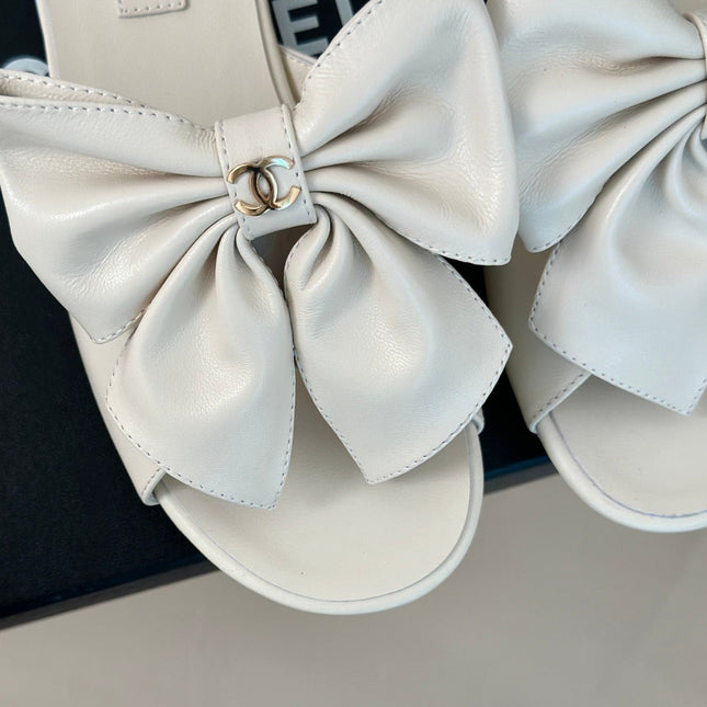 Double CC big bow flat sandals Sheepskin White Cream