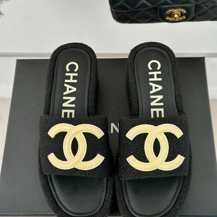 CLASSIC SLIPPERS THICK SOLE IN BLACK TWEED