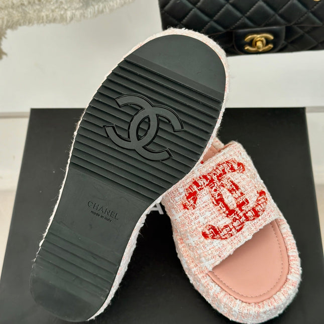 CLASSIC SLIPPERS THICK SOLE IN LIGHT PINK TWEED