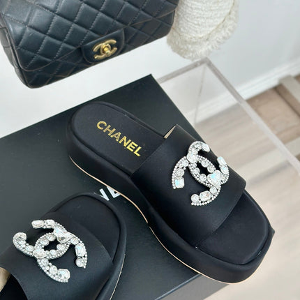 SLIPPERS THICK SOLE IN BLACK SATIN