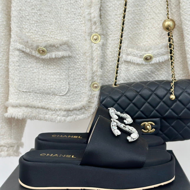 SLIPPERS THICK SOLE IN BLACK SATIN