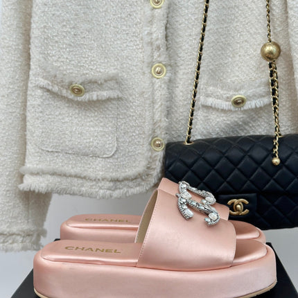 SLIPPERS THICK SOLE IN LIGHT PINK SATIN