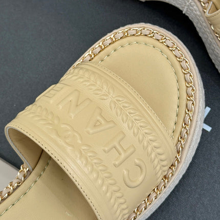 THICK SOLE WEDGE SLIPPERS IN BISQUE BEIGE CALFSKIN