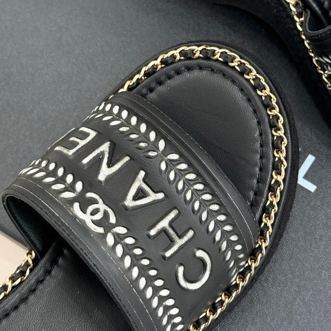 THICK SOLE WEDGE SLIPPERS IN BLACK MIX WHITE CALFSKIN