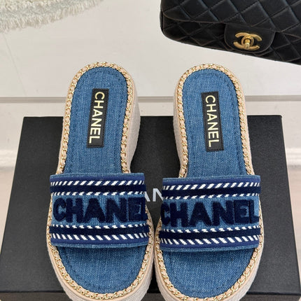 THICK SOLE WEDGE SLIPPERS IN CLASSIC BLUE DENIM FABRIC