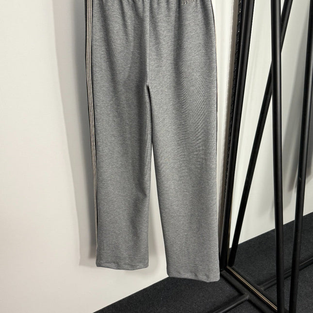 MIUMIU SWEATSHIRT AND STRAIGHT PANTS SET STYLE 224