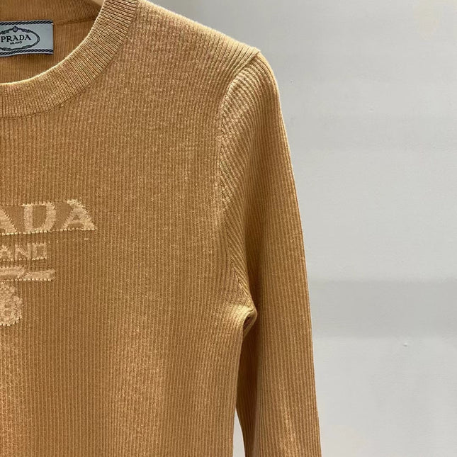 PRADA CREWNECK KNIT TOP STYLE 11