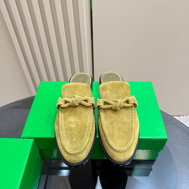 ASTAIRE MULE IN OLIVE GREEN SUEDE