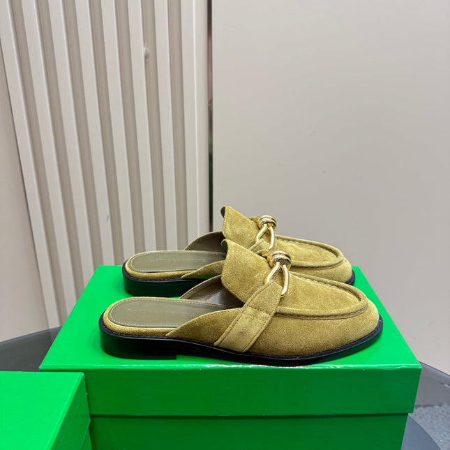 ASTAIRE MULE IN OLIVE GREEN SUEDE WITH GOLD HARDWARE