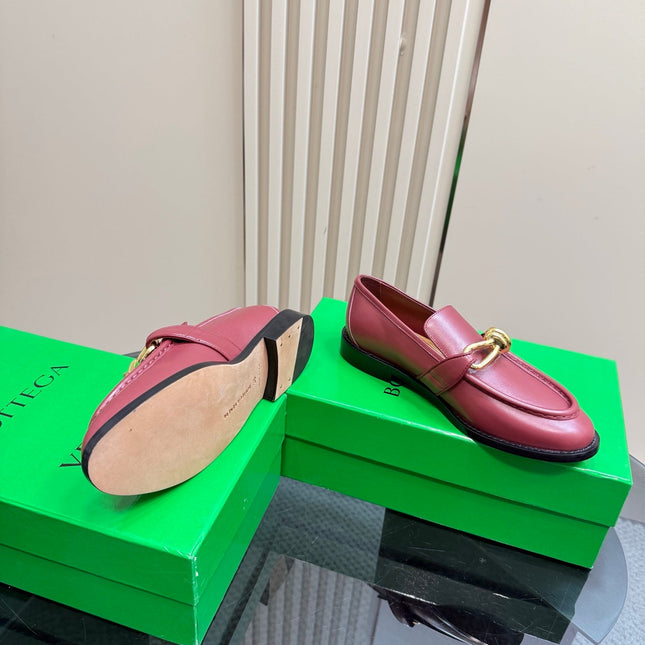 ASTAIRE LOAFER IN BERRY RED CALFSKIN WITH GOLD HARDWARE