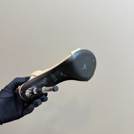 STRAP HIGH BAMBOO-EFFECT HEEL SANDAL IN BEIGE PATENT CALFSKIN