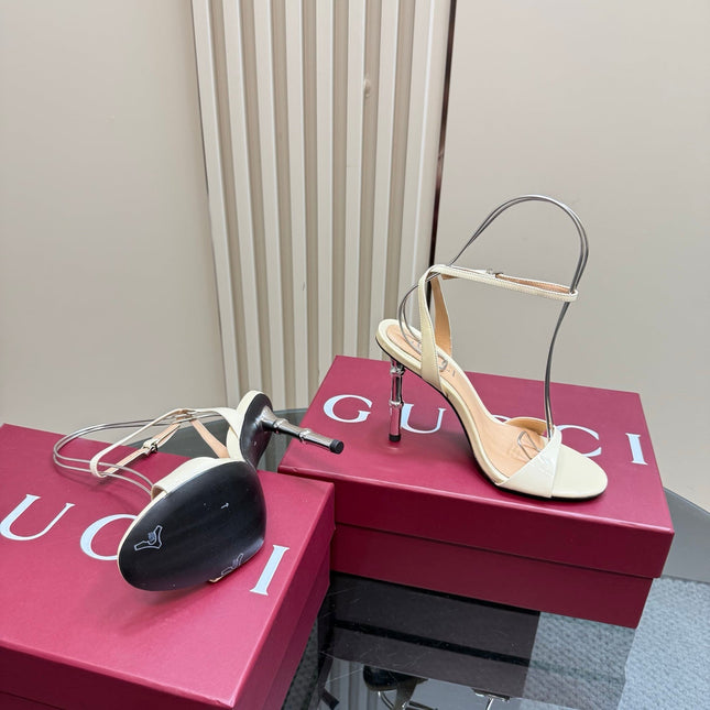 STRAP HIGH BAMBOO-EFFECT HEEL SANDAL IN CREAM PATENT CALFSKIN