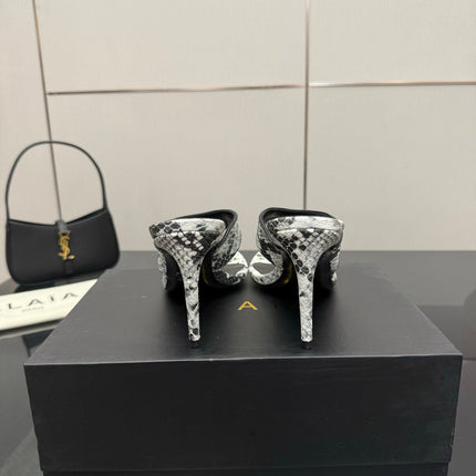 ALAIA HEELED THONG 25S IN WHITE AND BLACK LAMBSKIN SNAKE-EMBOSSED