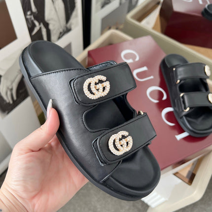 DOUBLE G CRYSTAL FLAT SANDALS IN BLACK SOFT LAMBSKIN