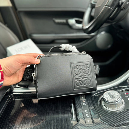 LOE MINI 18 CAMERA CROSS BODY BAG IN BLACK CALFSKIN