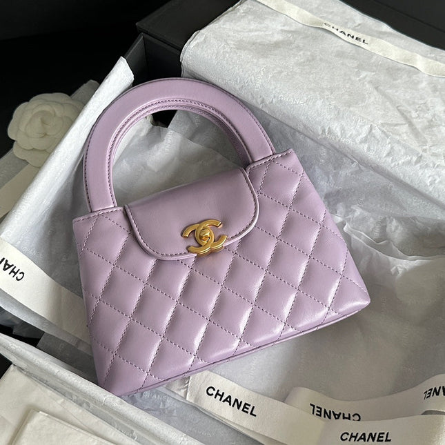 CHANEL VINTAGE KELLY 25S 19 CM IN PURPLE LAMBSKIN WITH GOLD HARDWARE