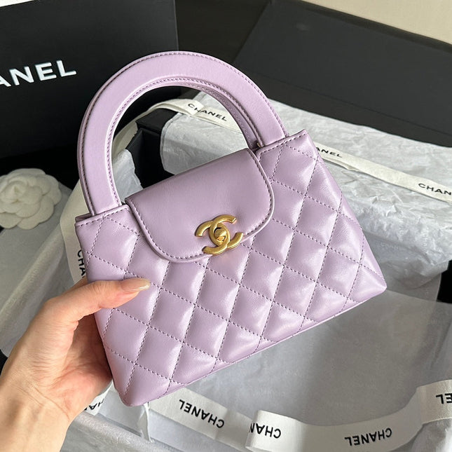 CHANEL VINTAGE KELLY 25S 19 CM IN PURPLE LAMBSKIN WITH GOLD HARDWARE