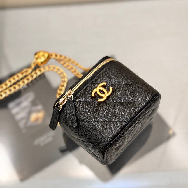 CHANEL 25S MINI VANITY BAG 11 CM IN BLACK LAMBSKIN WITH GOLD HARDWARE