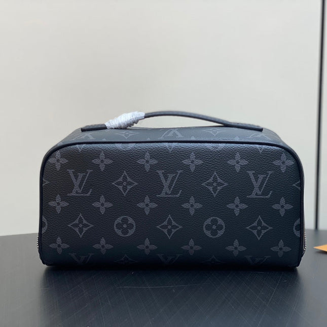 TOILETRY BAG 24 IN BLACK MONOGRAM ECLIPSE CANVAS