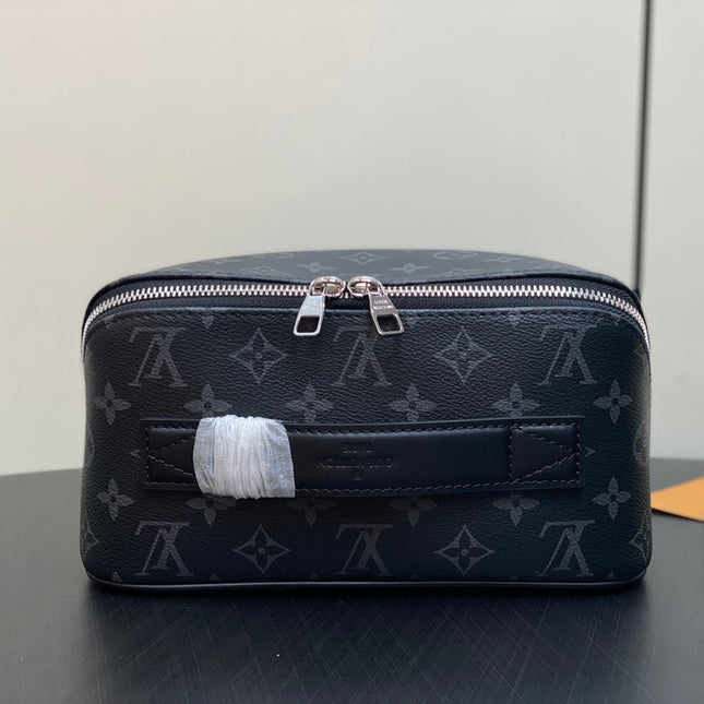 TOILETRY BAG 24 IN BLACK MONOGRAM ECLIPSE CANVAS