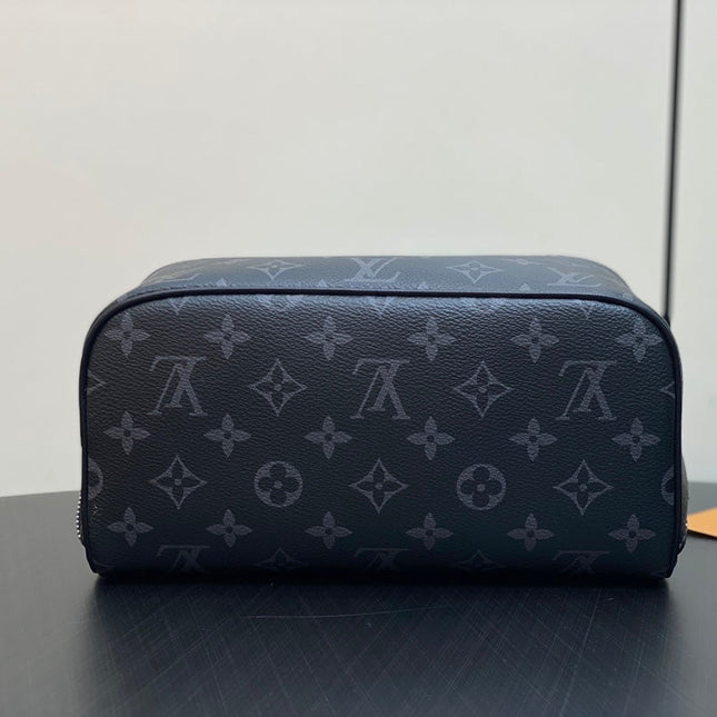 TOILETRY BAG 24 IN BLACK MONOGRAM ECLIPSE CANVAS