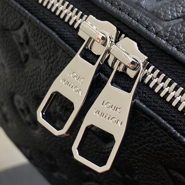 TOILETRY BAG 24 IN BLACK MONOGRAM EMBOSSED CALFSKIN