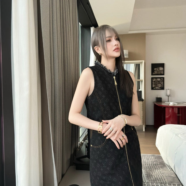 LV 25C Monogram Dress 229103