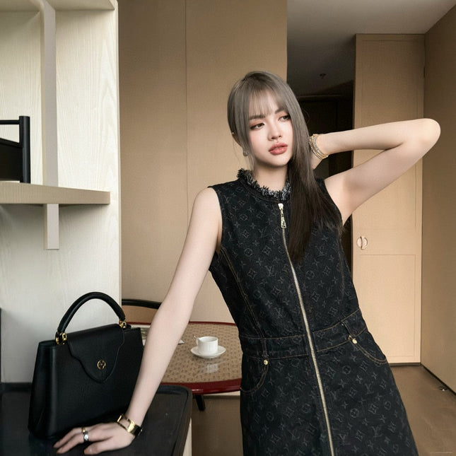 LV 25C Monogram Dress 229103