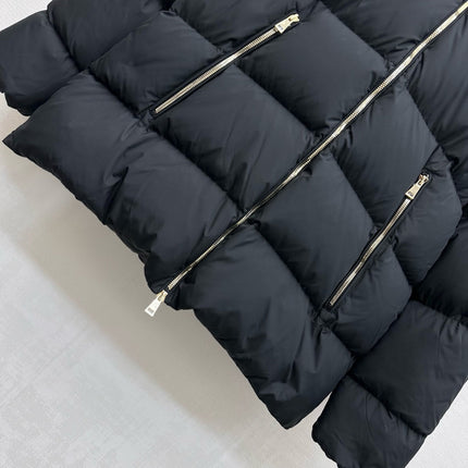 MONCLER 25S DOWN JACKET 304888