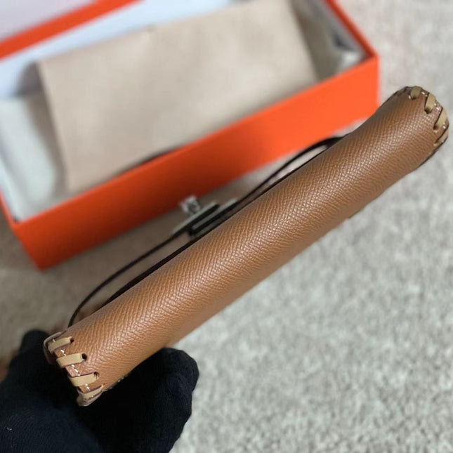 KELLY CLASSIQUE TO GO WALLET 20 IN CHOCOLATE BROWN CALFSKIN WITH SILVER HARDWARE