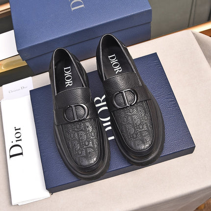 CD SYMBOL EXPLORER LOAFER BLACK GRAINED CALFSKIN