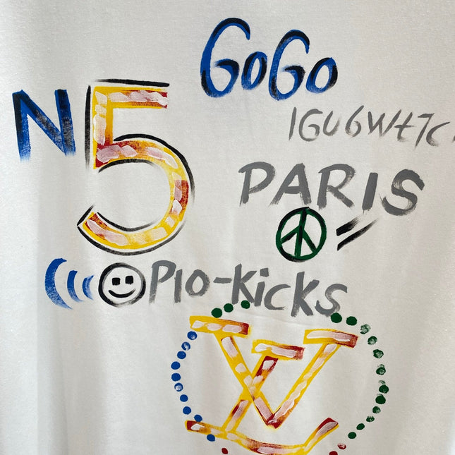 LV WHITE COTTON GRAFFITI T-SHIRT 238907