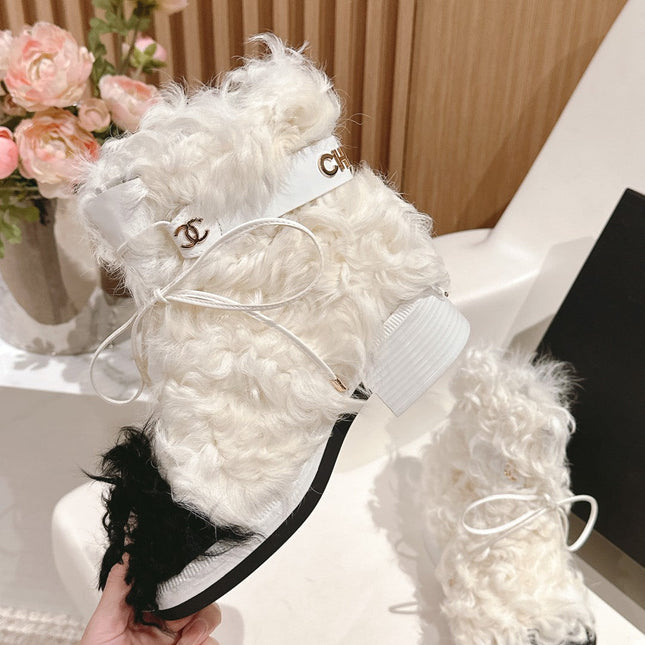 SHORT BOOTS IN WHITE LAMB FUR AND LAMBSKIN 962186