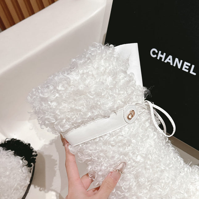 SHORT BOOTS IN WHITE LAMB FUR AND LAMBSKIN 962188