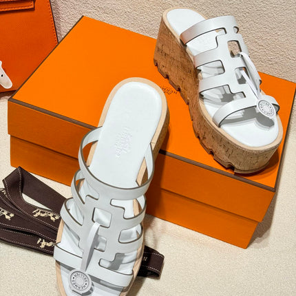 ISABELLA SANDAL WHITE CALFSKIN