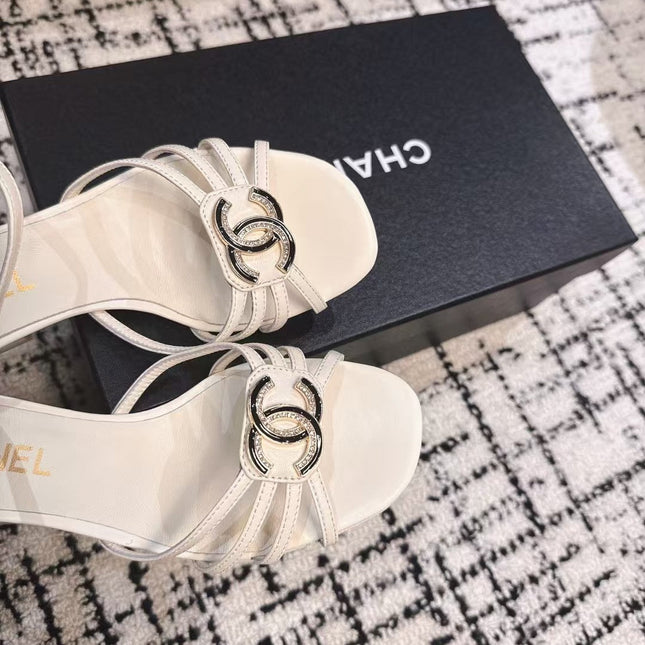 MID HEEL SANDALS IN WHITE LAMBSKIN